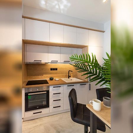P Deluxe Suite2 Солун Екстериор снимка