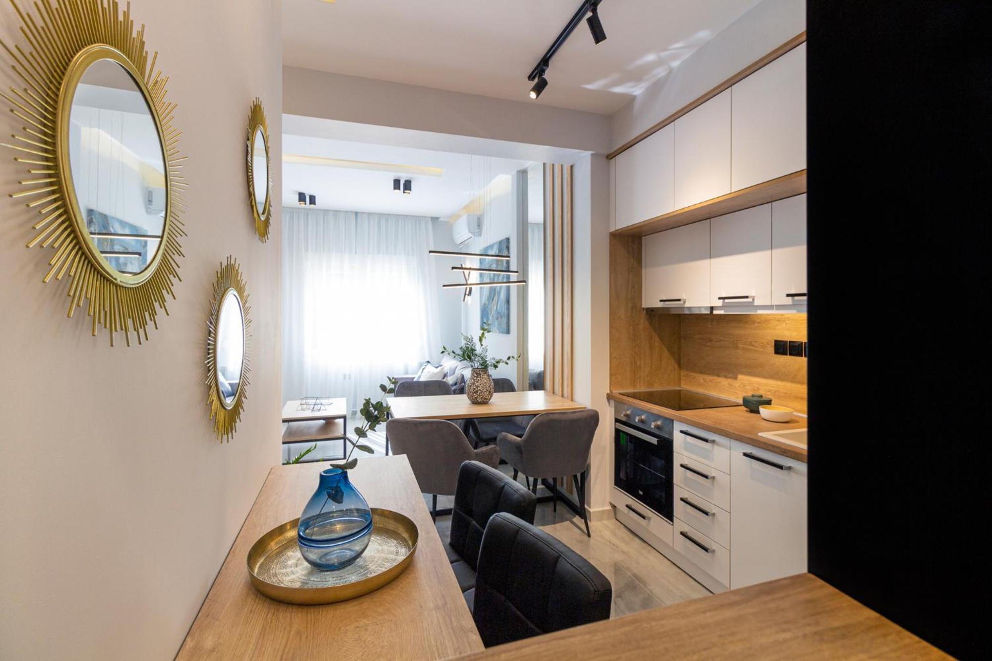 P Deluxe Suite2 Солун Екстериор снимка